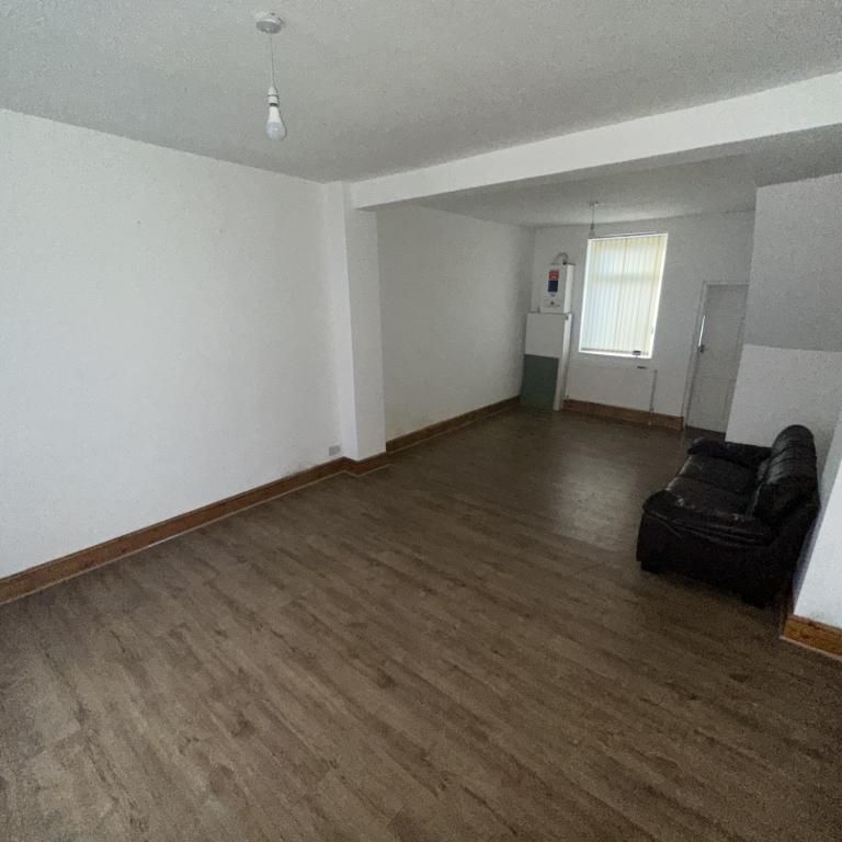 Friendship Avenue, Gorton, Manchester, M18 - Photo 1