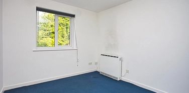 Magpie Lodge, Mayfield Avenue, Dover, CT16 2QS, Kent - Photo 2