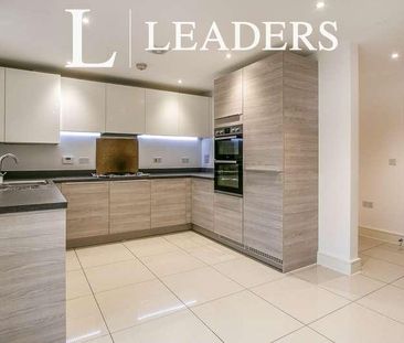 Adams Close, Poole, Dorset, Poole, BH15 - Photo 4