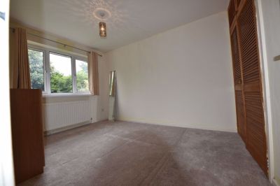 1 bedroom Flat in Abbeydale Grove, Leeds - Photo 5