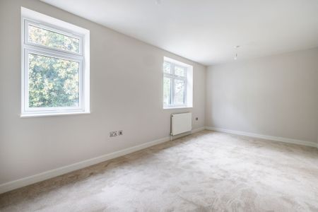 To Let 4 Bedroom House - Photo 5