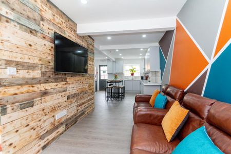 7 bedroom terraced house to rent - Photo 2