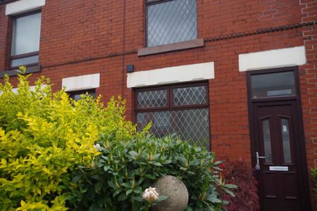 Jethro St, Bolton - Photo 2