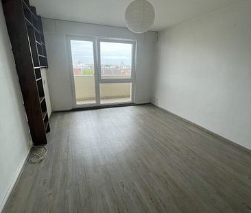 NEUDORF - STUDIO 25.82 M² BALCON - DERNIER ETAGE - Photo 1