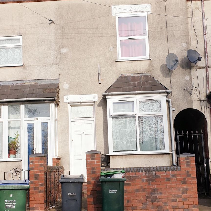 Cosy Rooms In A Cosy House In Smethwick B66 - Photo 2