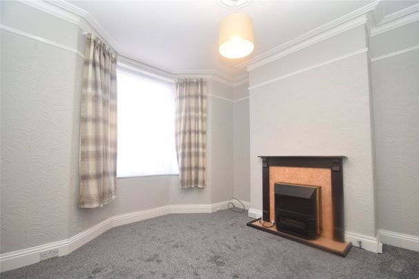 2 bed terraced house to rent in Stepney Avenue, Scarborough, YO12 - Photo 1