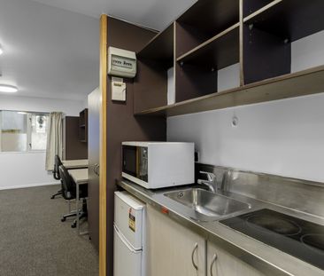 Welcome to Martin Square - Photo 5