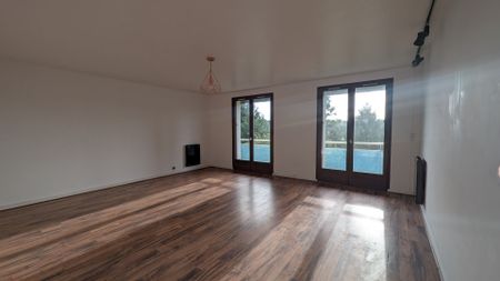 Location Appartement 3 pièces 81m² - Photo 2