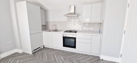 3 bedroom apartment to rent - Photo 5