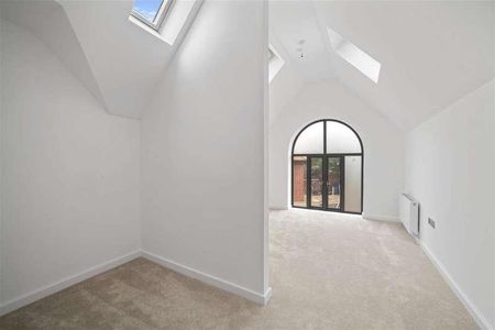 Cecil Road, Hale, Altrincham, WA15 - Photo 2