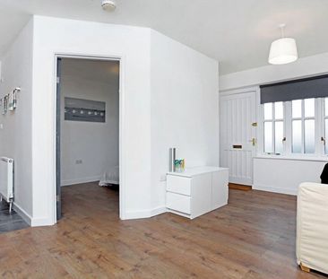 Chapel Lane Milford, Godalming - 1 bedroomProperty for lettings - S... - Photo 2
