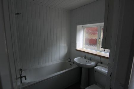 2 bedroom cottage to rent - Photo 5