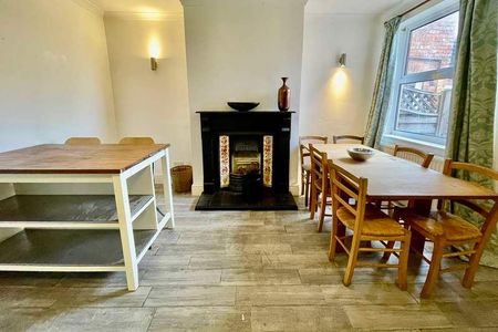 Victoria Street, Melton Mowbray, LE13 - Photo 4