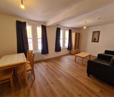 10b Park Road, Peterborough - Photo 1