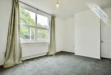 3 bedroom terraced house to rent - Photo 4