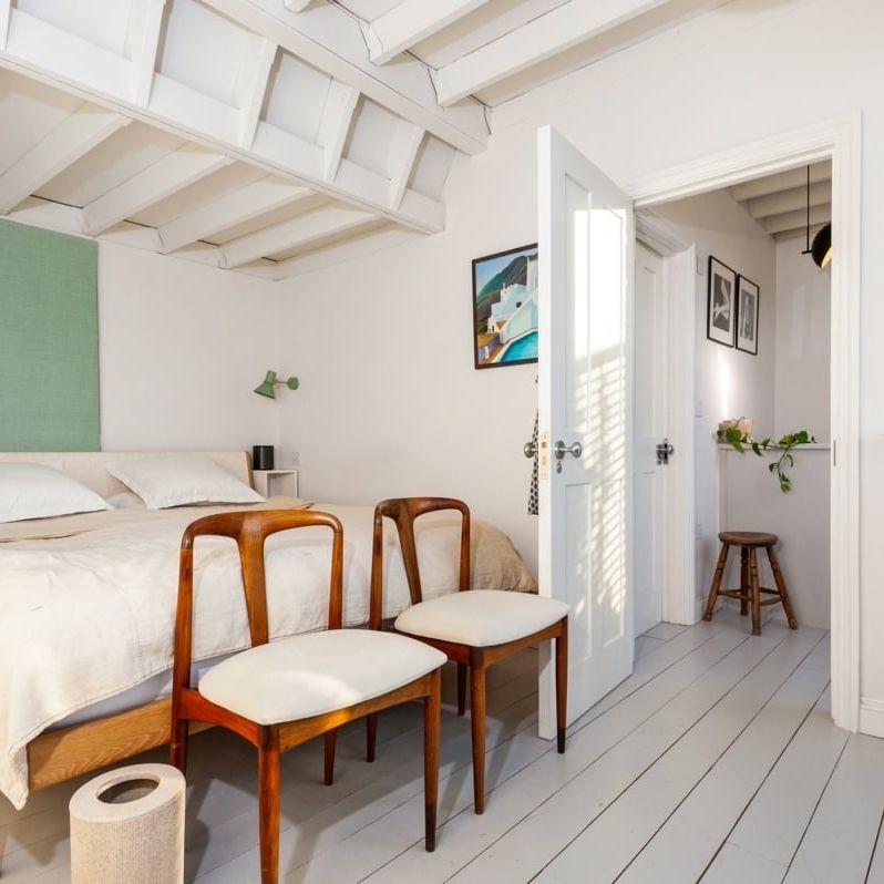 3 bedroom mews to rent - Photo 1