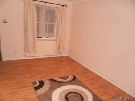 2 bedroom property to rent in Barking - Photo 4