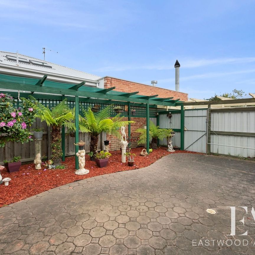 2-3/6-8 Myrtle Avenue, Newcomb - Photo 1