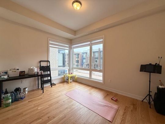 For Lease - 3097 Meadowridge Drive, Oakville, Ontario - Photo 1