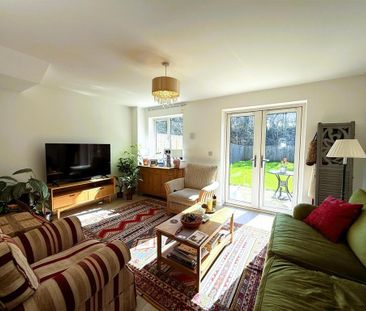2 bedroom terraced house to rent - Photo 2