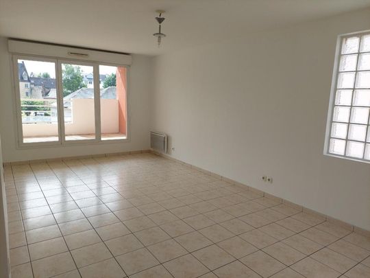 Location Appartement 4 pièces 86m² EVREUX 27000 - Photo 1