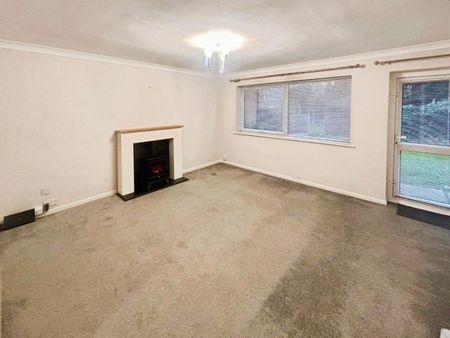 2 bedroom Flat To Let - Photo 3