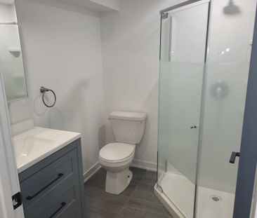 For Lease - 116 Elinor Avenue Unit# Lower Level, Toronto, Ontario - Photo 3