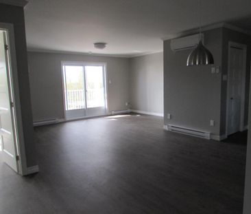 4 1/2 * Rez-de-chaussée * Secteur Hôpital - Photo 2