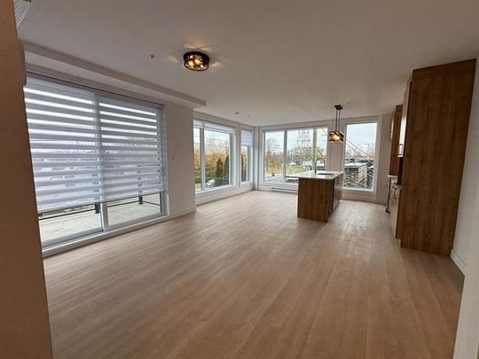 430 Boul. du Bord de l'Eau - Photo 1