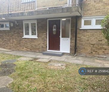 1 bedroom flat to rent - Photo 4