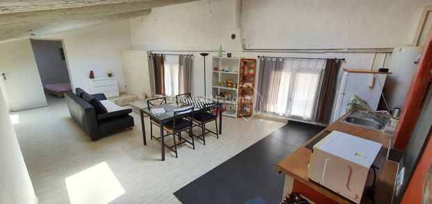 AVIGNON INTRA MUROS Appartement meublé., - Photo 1