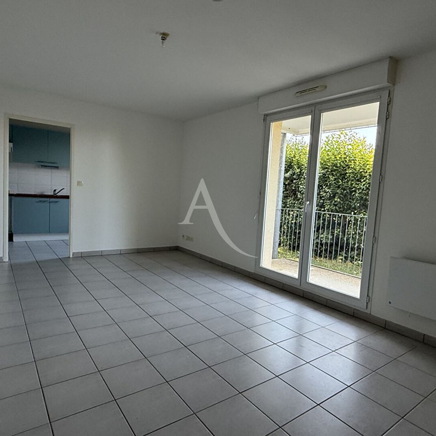 Location appartement 3 pièces, 62.25m², Saintes - Photo 1