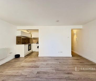 apartment to rent Buckingham Place, Brighton, East Sussex, BN1 - Photo 2