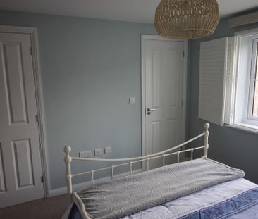 3 bedroom semi-detached house to rent - Photo 5