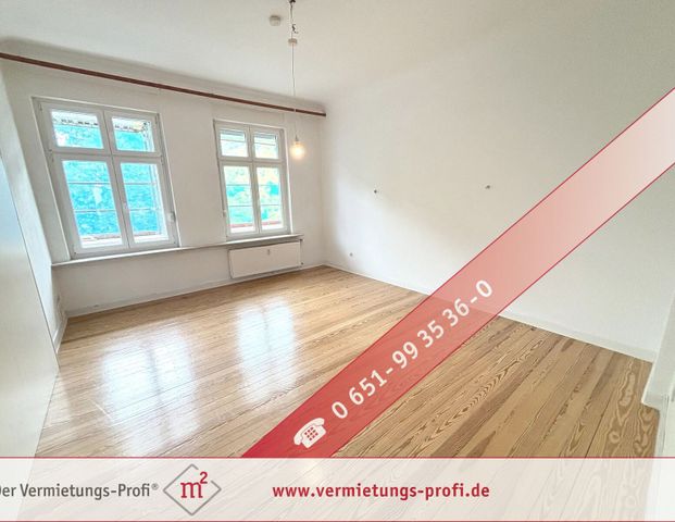 Trier: Stilvolle 100 m² Altbauwohnung mit hohen Decken und Holzdielen in zentraler Lage - Foto 1