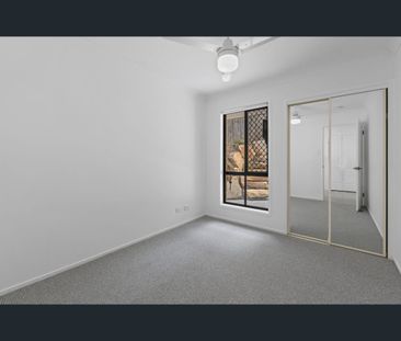 1/7 TARA TERRACE, Carrara, Qld 4211 - Photo 5