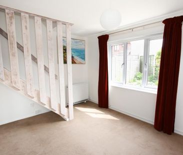 1 bedroom mews to rent - Photo 1