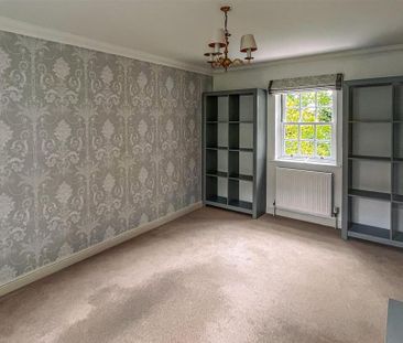 4 bedroom detached house to rent - Photo 5