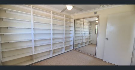 Spacious & Modern Three-Bedroom Townhouse in the Heart of Taree West - Photo 3