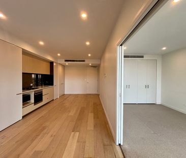 Modern Comfortable 1 Bedder - Photo 1