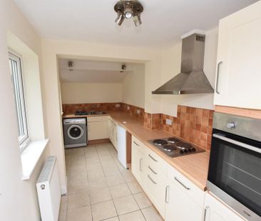 2 bedroom terraced house to rent - Photo 3
