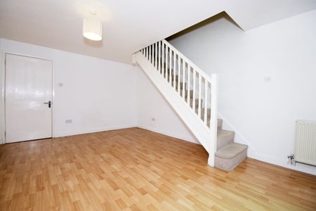 Stow Avenue, Witney - Photo 2