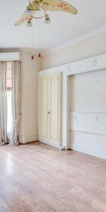 Barclay Road, London, SW6 - Photo 3