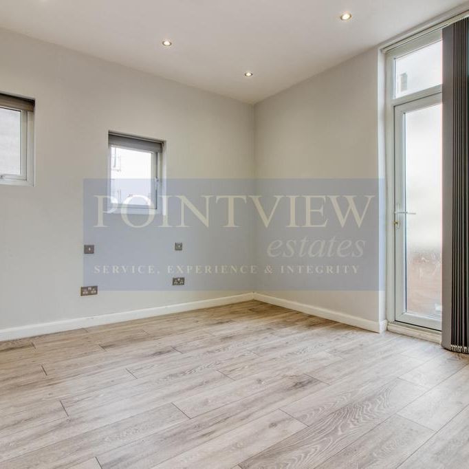 Studio to rent - Photo 1