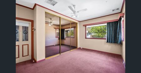 25 Nash Road, Box Hill South, Vic 3128 - Photo 2