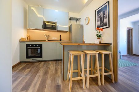 Calle de las Islas Bermudas, Madrid, Community of Madrid 28034 - Photo 5