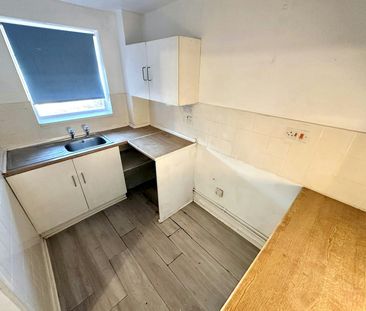 Flat to rent on - Photo 6