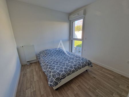 Location Appartement 4 pièces 82m² - Photo 4