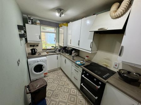 2 bedroom terraced house to rent - Photo 5