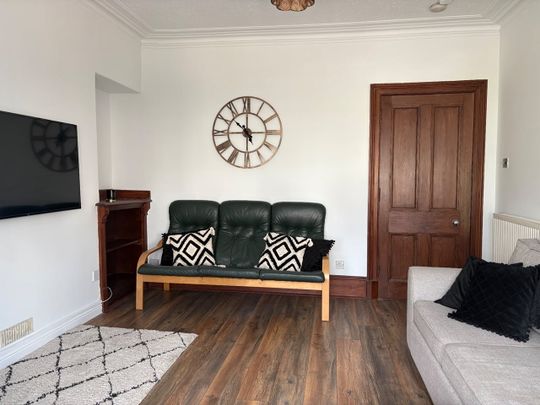 1 Bed Flat, Top Floor Right, AB10 - Photo 1